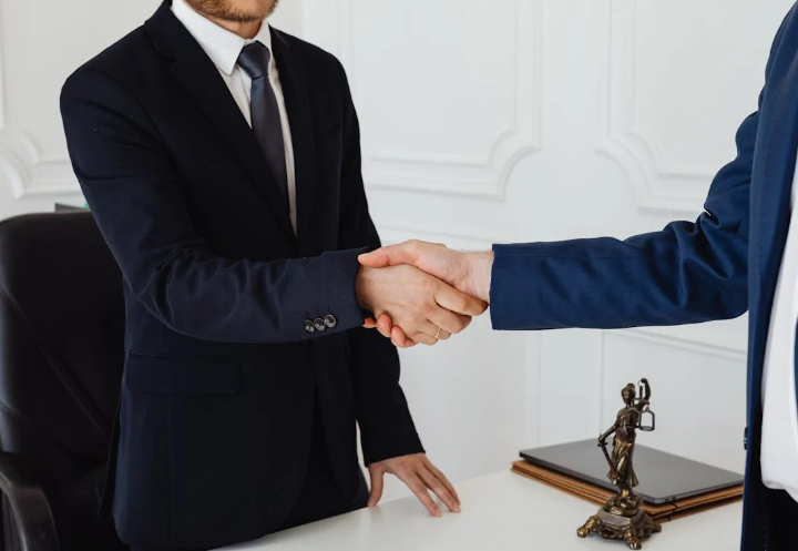 Cómo actuar frente al acoso laboral: protege tus derechos en el trabajo